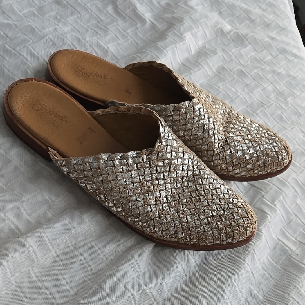 Seychelles Women's Metallic Silver Woven Flat Mules Casual Summer Shoes